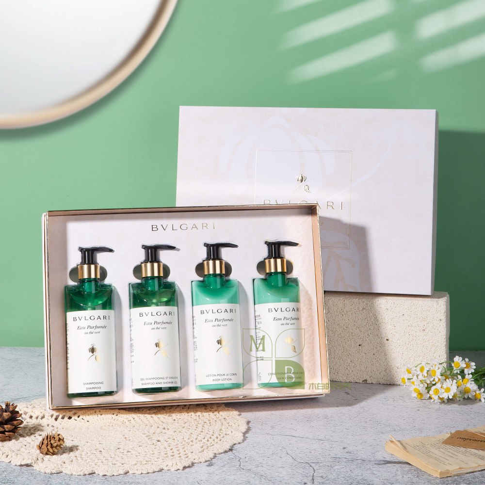 BVLGARI Hair &amp; Body Set Green Tea (300ML Each)