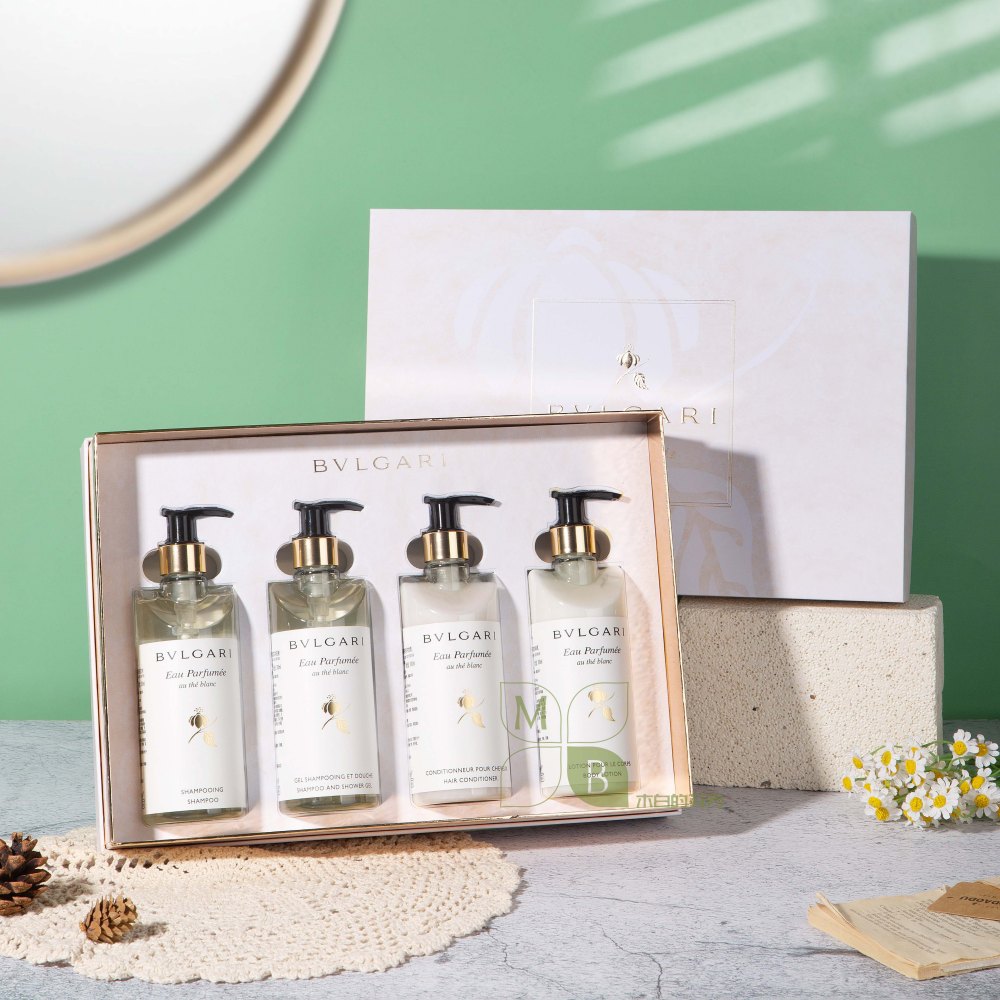 BVLGARI Hair &amp; Body Set White Tea (300ML Each)