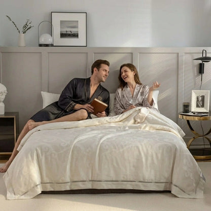 Bvlgari Hotel Bedding Silk Quilt